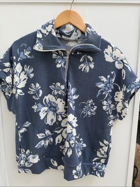 Blue Floral Ribbed Zip-Neck Top